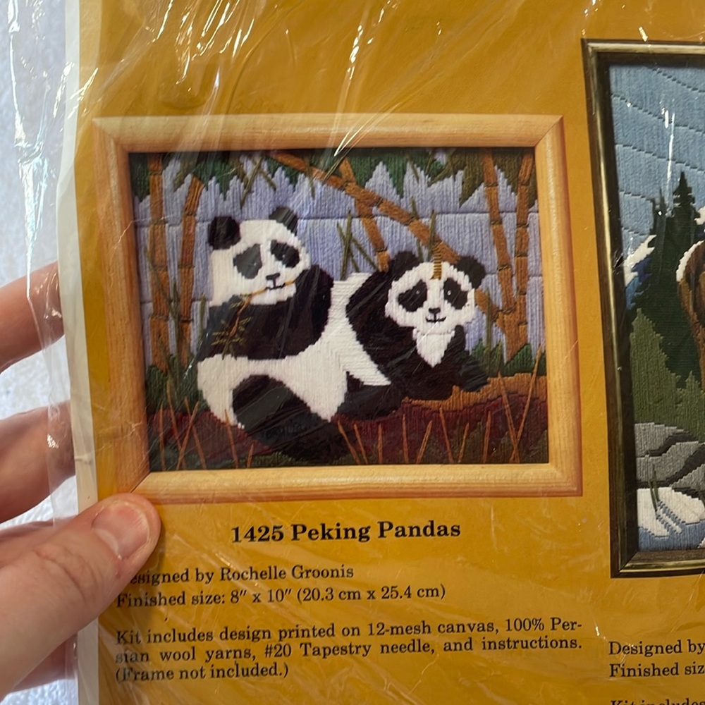 1989 Crewel Kit: Creative Circle 1425 Peking Pandas
